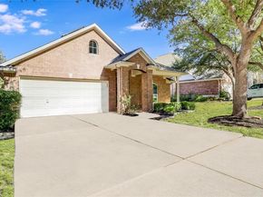 2104 Westfalian TRL, Austin TX 78732