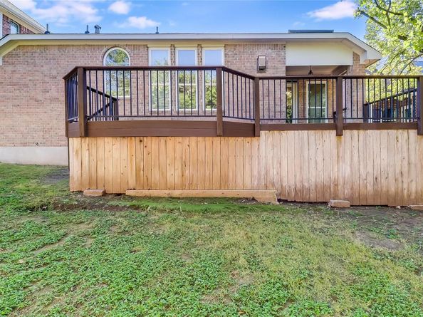 2104 Westfalian TRL, Austin TX 78732