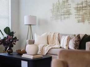 2104 Westfalian TRL, Austin TX 78732