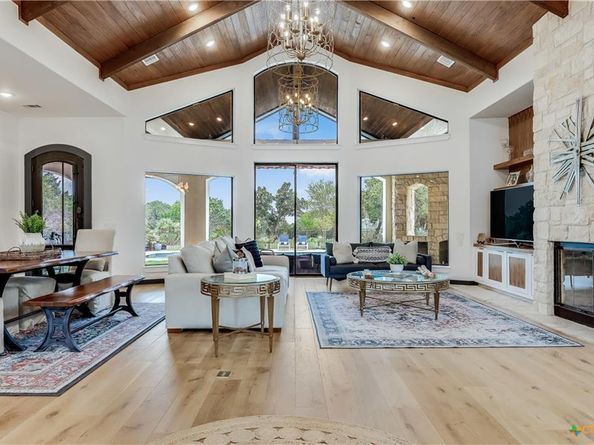 18725 Angel Mountain DR, Leander TX 78641