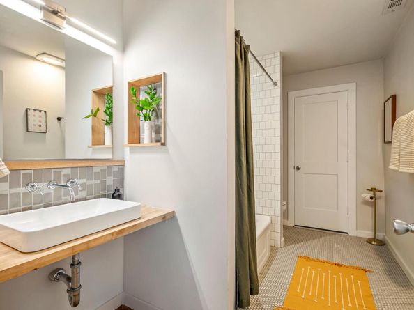 618 Denson DR, Austin TX 78752