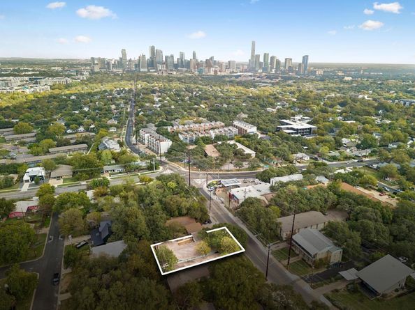 2408 S 5th ST, Austin TX 78704
