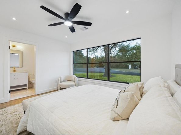 1611 Ridgehaven DR, Austin TX 78723