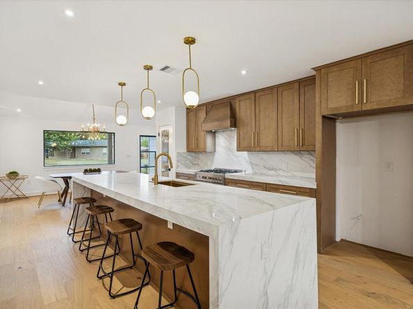 1611 Ridgehaven DR, Austin TX 78723