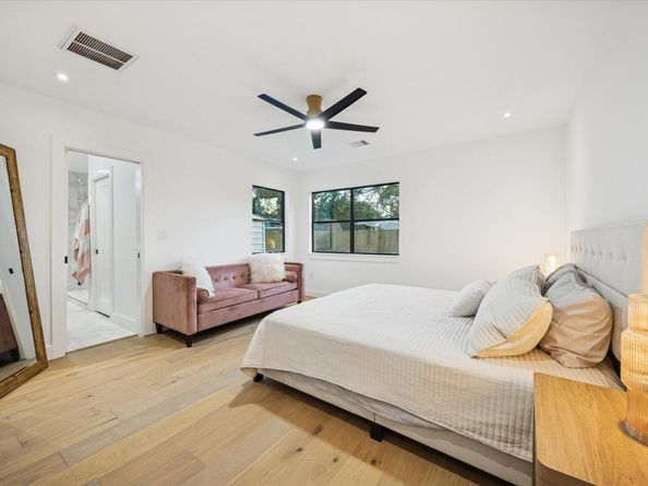 1611 Ridgehaven DR, Austin TX 78723