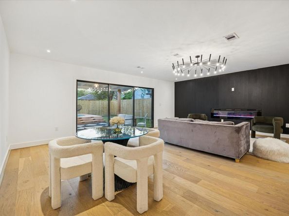 1611 Ridgehaven DR, Austin TX 78723