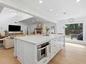 5017 Trail West DR, Austin TX 78735