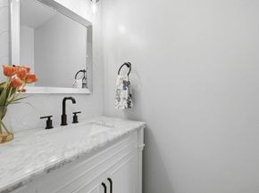 5017 Trail West DR, Austin TX 78735