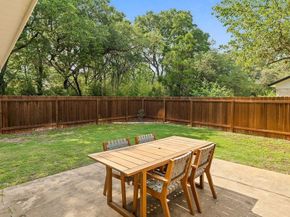 5017 Trail West DR, Austin TX 78735