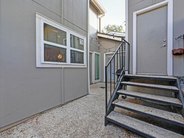1710 Timberwood DR, Austin TX 78741
