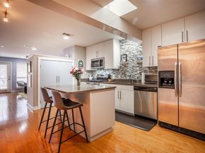 1115 W 10th ST 205, Austin TX 78703