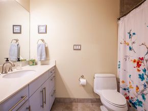 1115 W 10th ST 205, Austin TX 78703