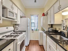 303 W 35th ST 202, Austin TX 78705