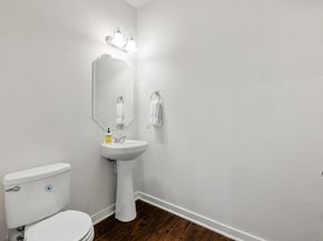 2101 Rivers Edge WAY 19, Austin TX 78741