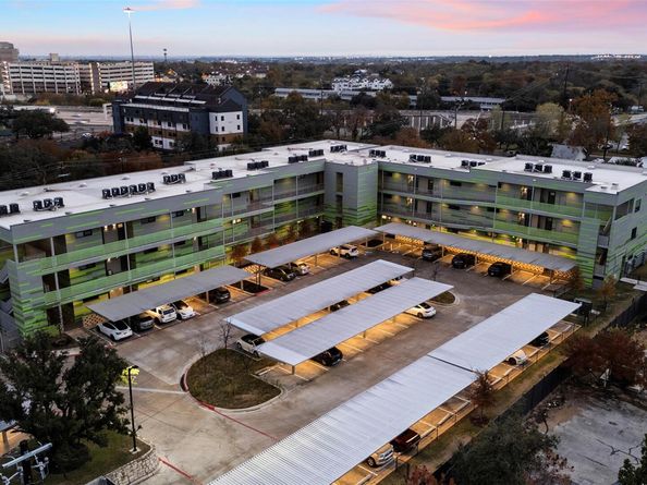 4004 Banister LN 309, Austin TX 78704