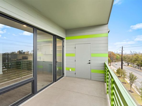 4004 Banister LN 309, Austin TX 78704