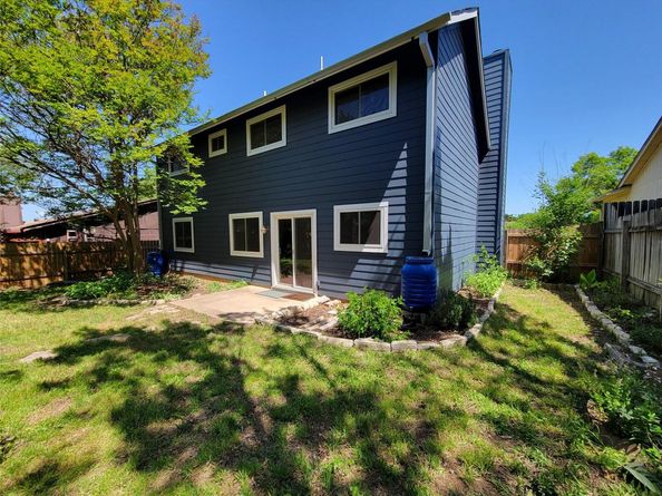 3211 Harpers Ferry LN, Austin TX 78745