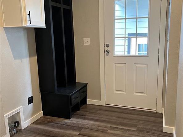 850 Chamberlin RD, Dale TX 78616