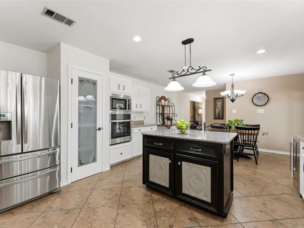 306 Starview DR, Georgetown TX 78628