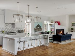 2311 Westoak DR, Austin TX 78704