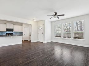 13604 Avery Trestle LN 17, Austin TX 78717