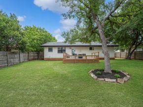 1004 Scenic DR, Georgetown TX 78626