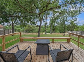 1004 Scenic DR, Georgetown TX 78626