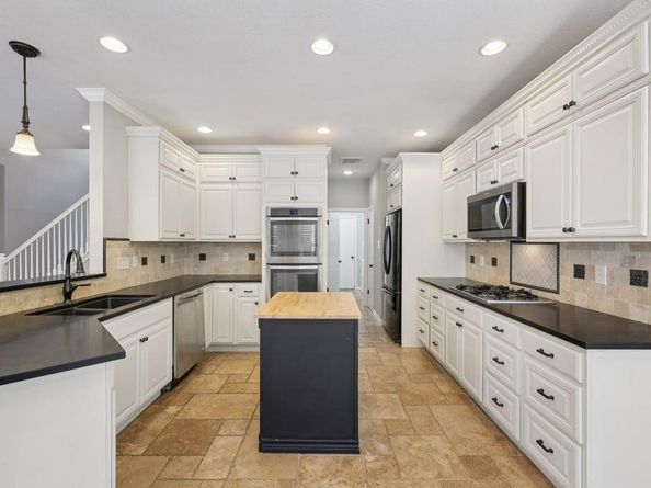 1604 Drop Tine DR, Cedar Park TX 78613