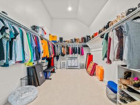 511 Irvine CIR, Liberty Hill TX 78642