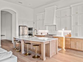 511 Irvine CIR, Liberty Hill TX 78642
