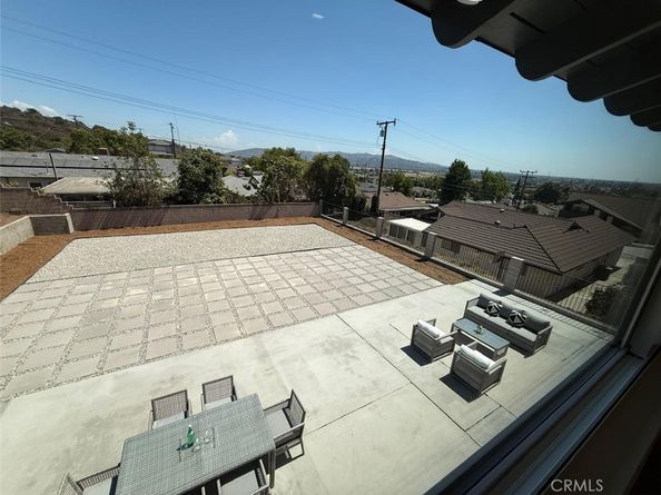1004 N Las Flores Avenue, Montebello CA 90640