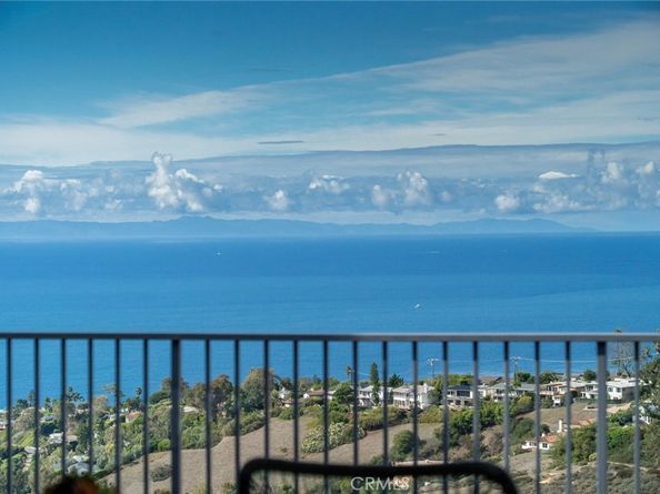 2855 Zell Drive, Laguna Beach CA 92651