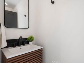 584 N Plymouth Boulevard, Los Angeles CA 90004