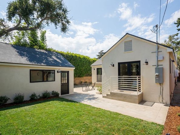 584 N Plymouth Boulevard, Los Angeles CA 90004