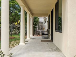 584 N Plymouth Boulevard, Los Angeles CA 90004
