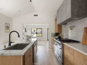 584 N Plymouth Boulevard, Los Angeles CA 90004