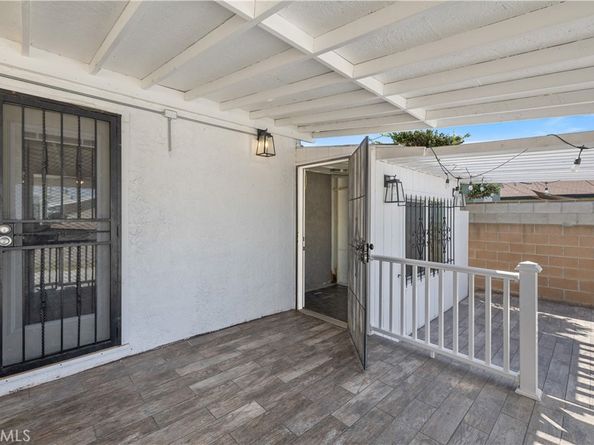 1523 W 59th Street, Los Angeles CA 90047