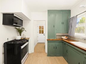 2122 Navarro Avenue, Altadena CA 91001