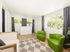 2122 Navarro Avenue, Altadena CA 91001