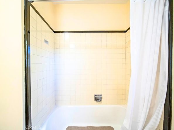 2000 La Paloma Avenue, Alhambra CA 91803