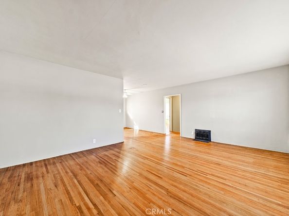 2000 La Paloma Avenue, Alhambra CA 91803