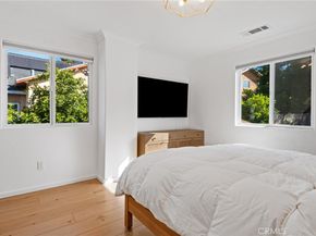 411 Ulysses Street, Los Angeles CA 90065