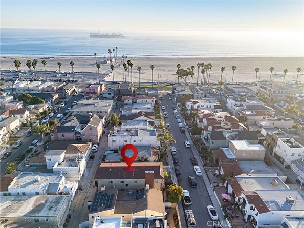 66 Santa Ana Avenue, Long Beach CA 90803