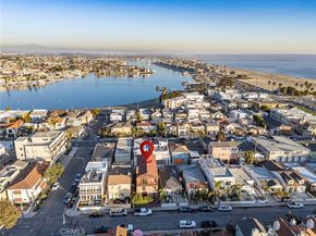 66 Santa Ana Avenue, Long Beach CA 90803