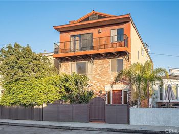 66 Santa Ana Avenue