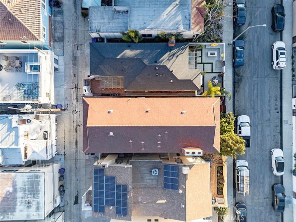 66 Santa Ana Avenue, Long Beach CA 90803