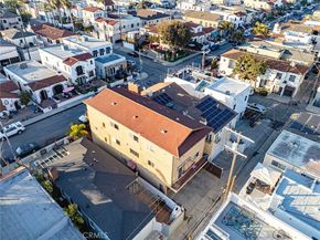 66 Santa Ana Avenue, Long Beach CA 90803