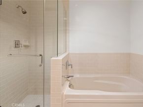 700 W Harbor Drive 2301, San Diego CA 92101