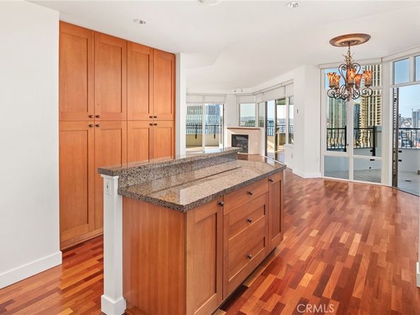 700 W Harbor Drive 2301, San Diego CA 92101