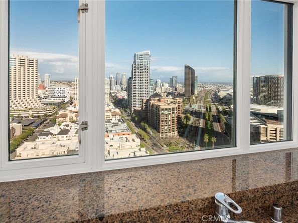 700 W Harbor Drive 2301, San Diego CA 92101